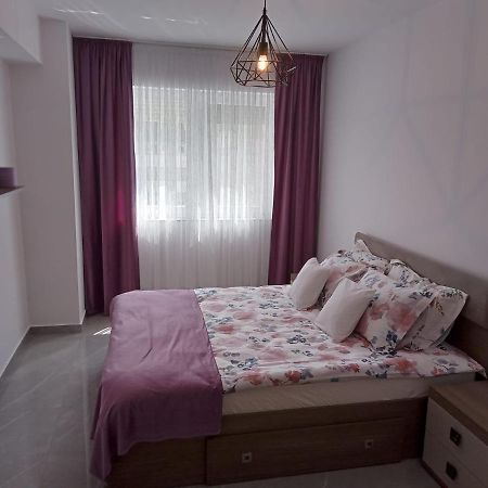 Apartament Gabriella'S Home Nagyvárad Kültér fotó