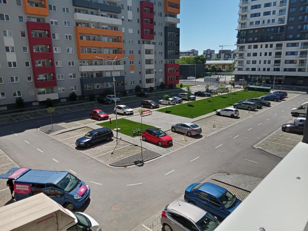 Apartament Gabriella'S Home Nagyvárad Kültér fotó