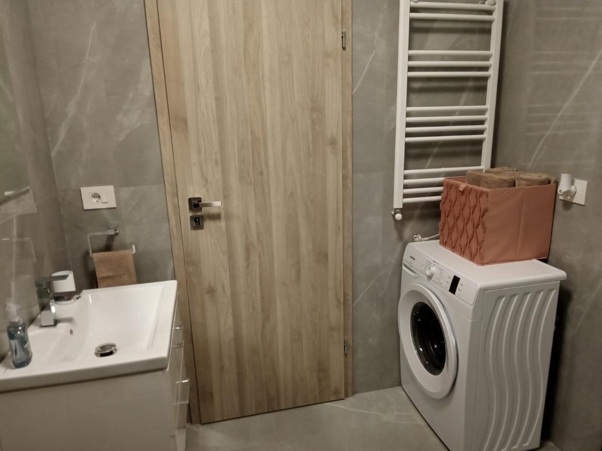 Apartament Gabriella'S Home Nagyvárad Kültér fotó